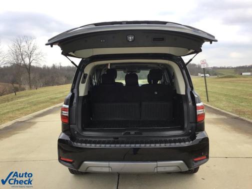 2023 Nissan Armada SL 4WD