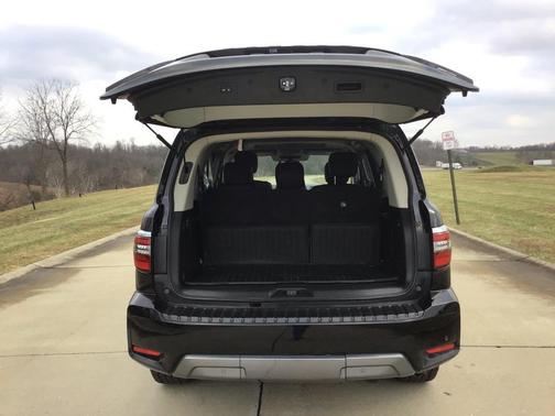 2023 Nissan Armada SL 4WD