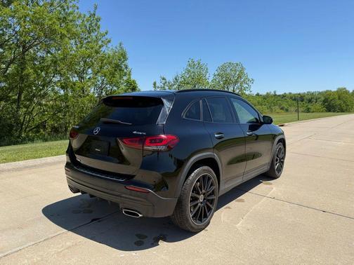 Black 2021 Mercedes-Benz GLA 250 Base 4MATIC