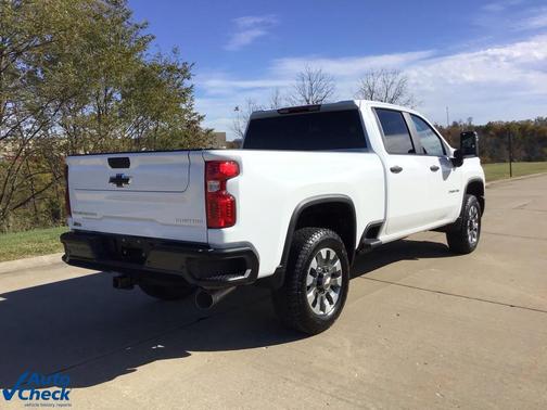 2025 Chevrolet Silverado 2500 Custom