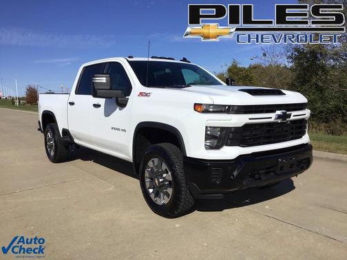 2025 Chevrolet Silverado 2500 Custom
