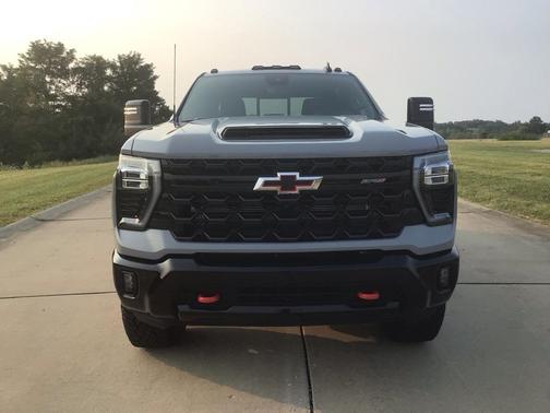 2025 Chevrolet Silverado 2500 4WD Crew Cab Standard Bed ZR2