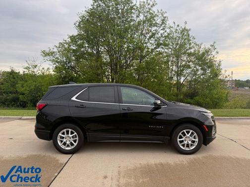 Mosaic Black Metallic 2024 Chevrolet Equinox 1LT