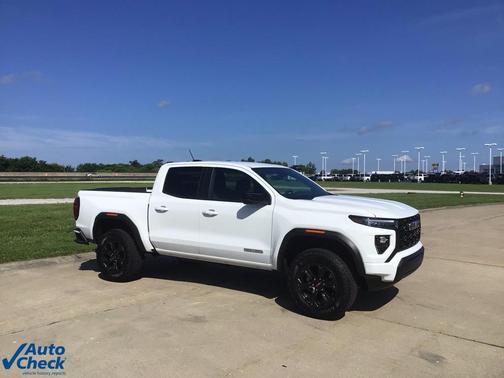 2024 GMC Canyon Elevation