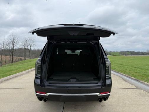 Ash 2025 Chevrolet Suburban Premier