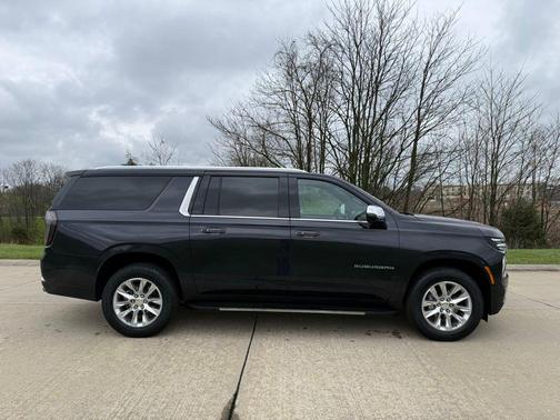 Ash 2025 Chevrolet Suburban Premier