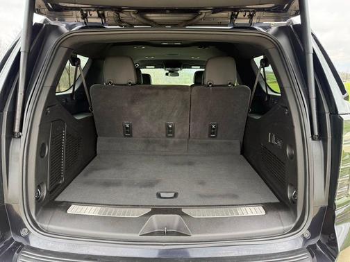 Ash 2025 Chevrolet Suburban Premier