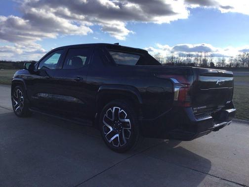 2024 Chevrolet Silverado EV First-Edition RST 4WD