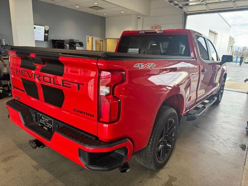 2021 Chevrolet Silverado 1500 Custom