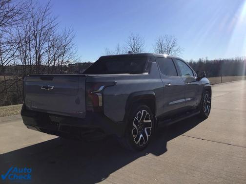 2025 Chevrolet Silverado EV RST