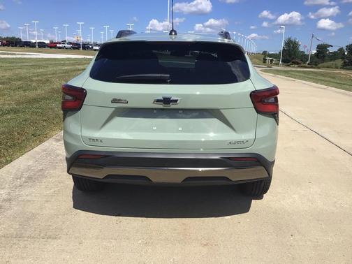 2025 Chevrolet Trax FWD ACTIV