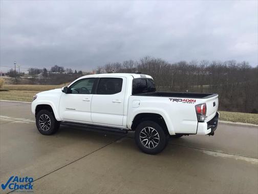 2022 Toyota Tacoma TRD Sport