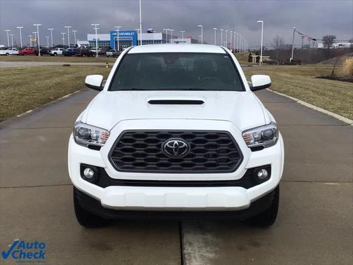 2022 Toyota Tacoma TRD Sport