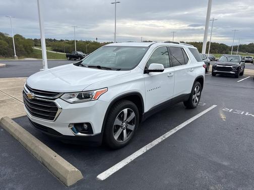 2018 Chevrolet Traverse LT Leather