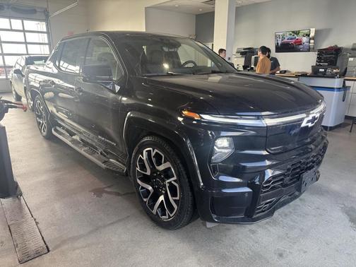 2024 Chevrolet Silverado EV First-Edition RST 4WD