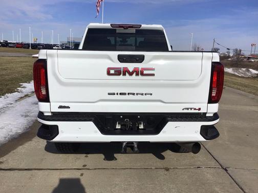 2023 GMC Sierra 2500 AT4