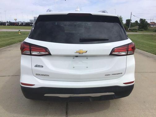 Summit White 2023 Chevrolet Equinox Premier w/1LZ