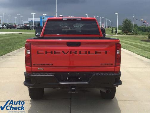 2024 Chevrolet Silverado 2500 Custom