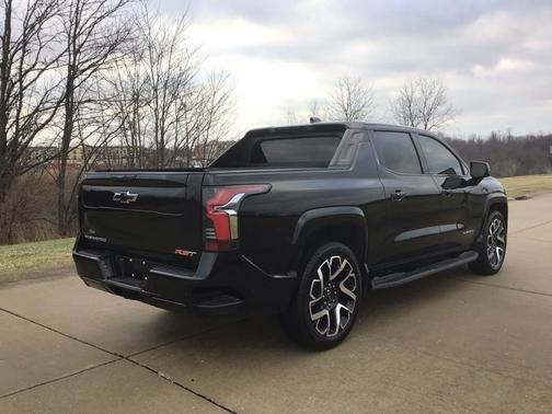 2024 Chevrolet Silverado EV Work Truck