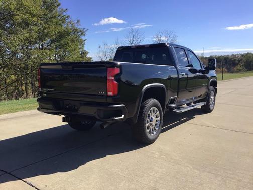 2026 Chevrolet Silverado 2500 LTZ
