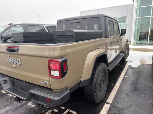 2020 Jeep Gladiator Overland