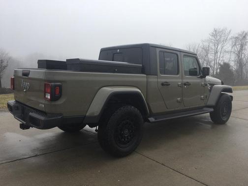 2020 Jeep Gladiator Overland