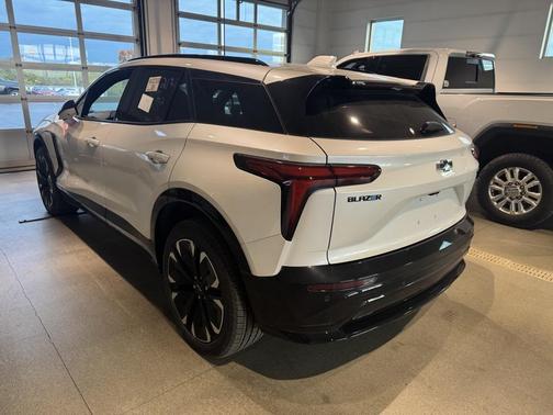 2024 Chevrolet Blazer EV eAWD RS