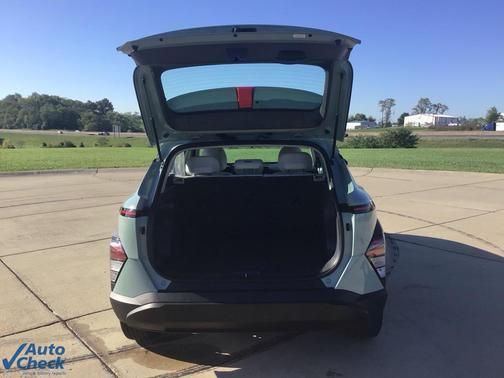 2024 Hyundai KONA SE