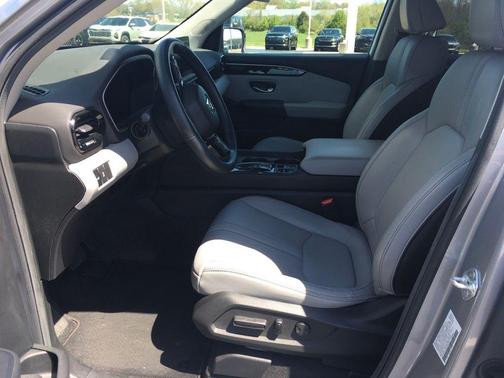 Lunar Silver Metallic 2025 Honda Pilot EX-L