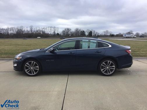 2022 Chevrolet Malibu FWD LT