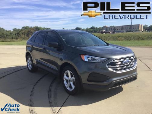 2020 Ford Edge SE