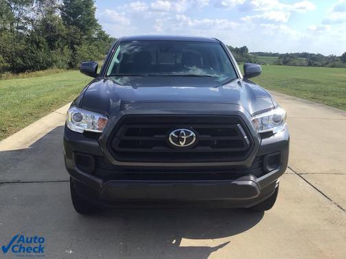 2022 Toyota Tacoma SR