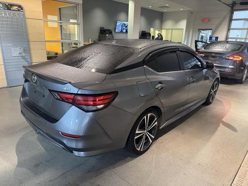 2021 Nissan Sentra SR