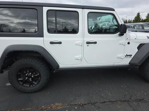 Bright White Clearcoat 2023 Jeep Wrangler Sport S