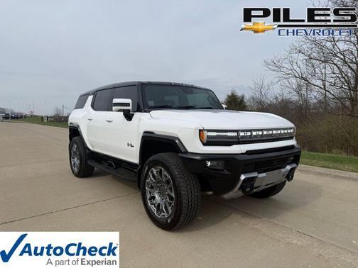 Interstellar White 2025 GMC HUMMER EV SUV 3X