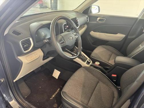 2024 Hyundai VENUE Limited