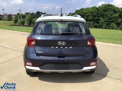 2024 Hyundai VENUE Limited