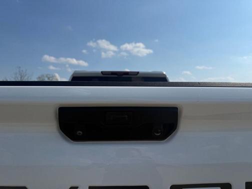 Summit White 2025 Chevrolet Silverado 2500 LTZ