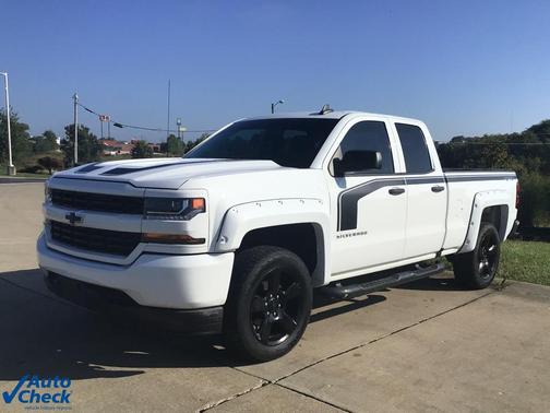 2017 Chevrolet Silverado 1500 Custom