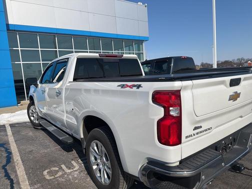 2024 Chevrolet Silverado 1500 LTZ
