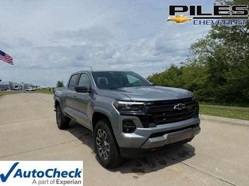 Sterling Gray Metallic 2024 Chevrolet Colorado Z71