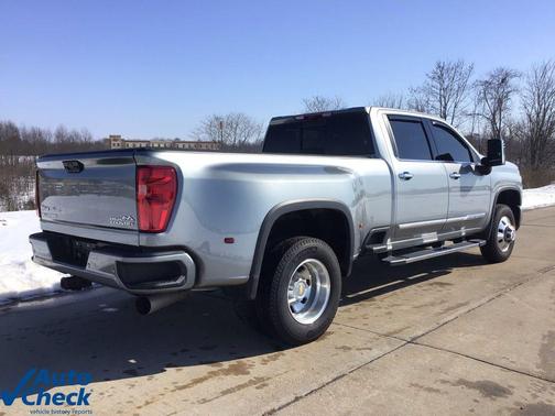 2025 Chevrolet Silverado 3500 High Country