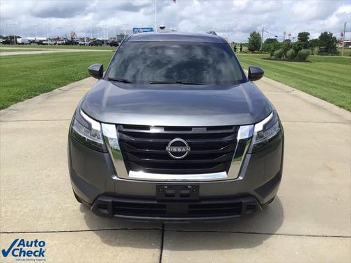 2022 Nissan Pathfinder SV 4WD