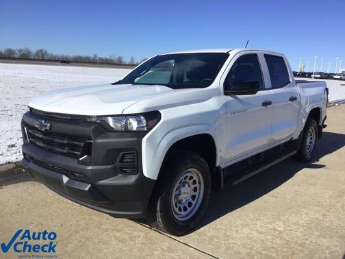 2024 Chevrolet Colorado WT