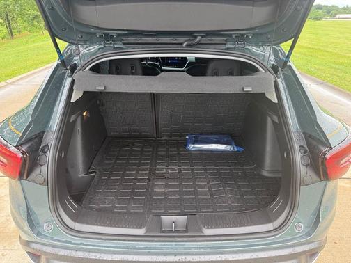 Cypress Gray 2025 Chevrolet Trax LT