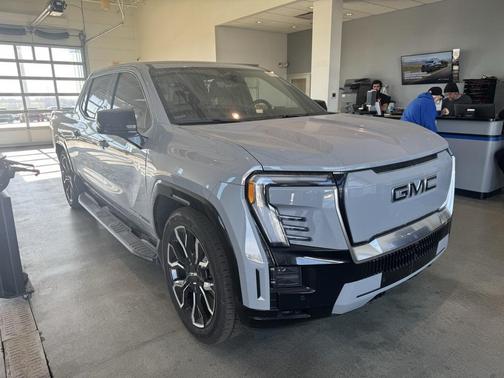 2024 GMC Sierra EV Denali Edition 1