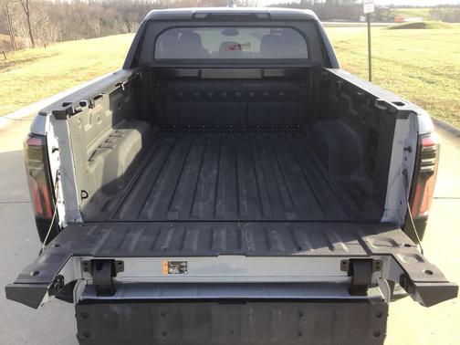 2024 GMC Sierra EV Denali Edition 1