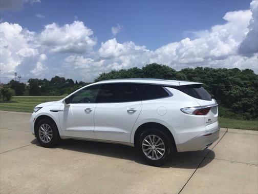 2022 Buick Enclave FWD Essence