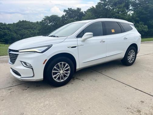 2022 Buick Enclave FWD Essence