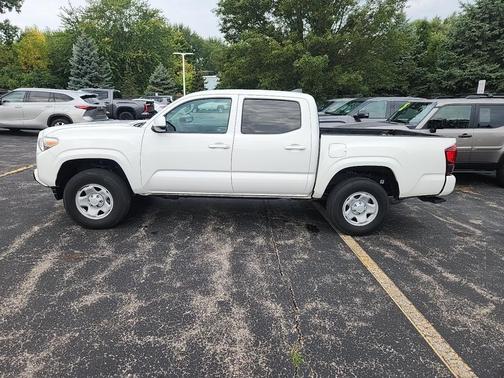 2022 Toyota Tacoma SR